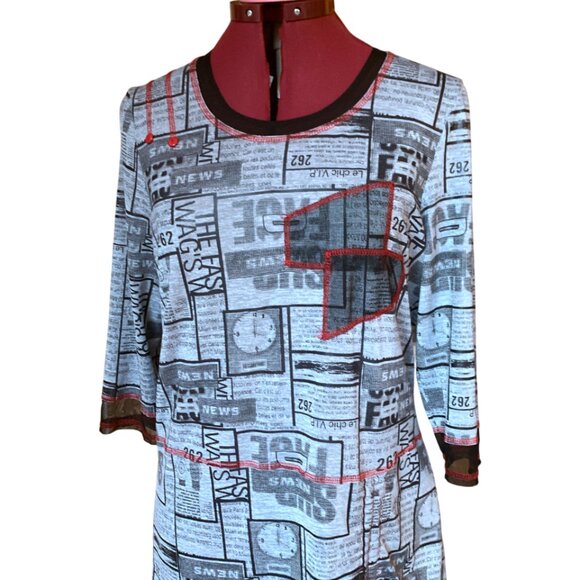 VINTAGE - B&W Red - Graphic Print Tunic Top - Medium - Picture 7 of 12